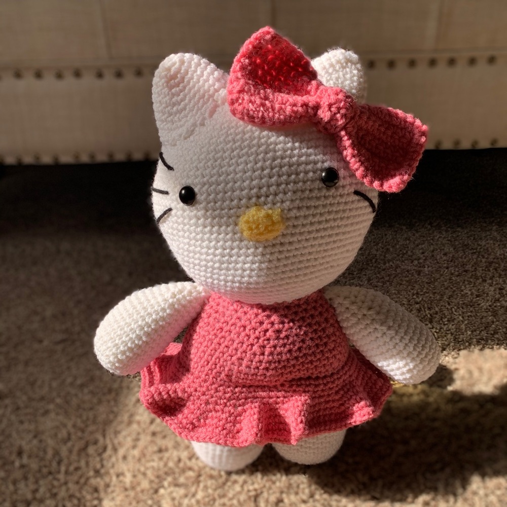 Big hello kitty doll